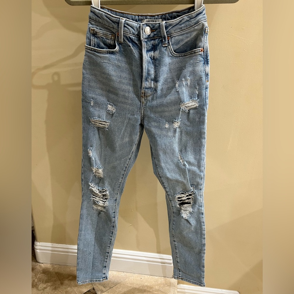 Forever 21 women’s jeans size 25
